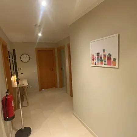 Апартаменти Luxury Ground-floor 5 Stars, 2 Bedrooms, 2 Bathrooms, Free Wifi *