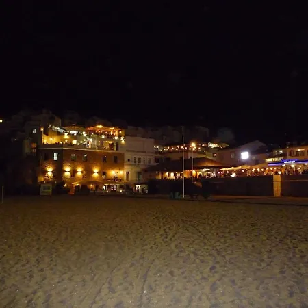 Luxury Ground-floor 5 Stars, 2 Bedrooms, 2 Bathrooms, Free Wifi Апартаменти Албуфейра