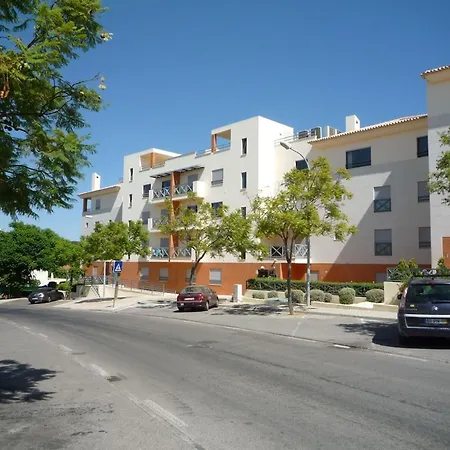 Luxury Ground-floor 5 Stars, 2 Bedrooms, 2 Bathrooms *