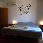 Luxury Ground-floor 5 Stars, 2 Bedrooms, 2 Bathrooms, Free Wifi Apartament *